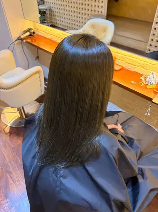 カラー CoCoon sayuのヘアスタイル