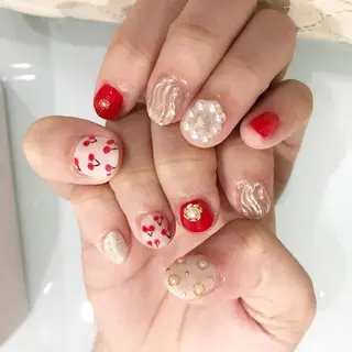 ネイル 板垣 綾乃のネイルデザイン