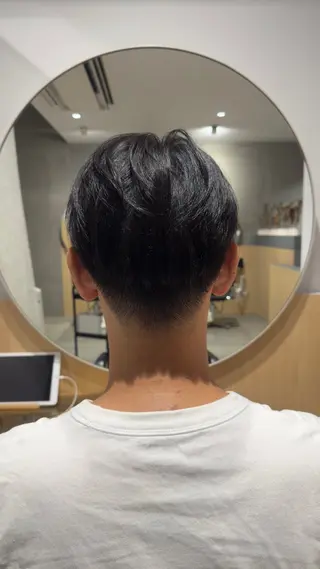 メンズ 都築 菜美のヘアスタイル