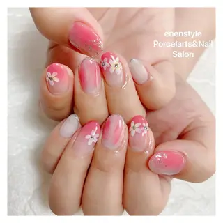 ミディアム ネイル 🐾enen style 🐾のネイルデザイン