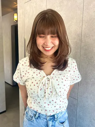 ミディアム YAMADA AIKAのヘアスタイル