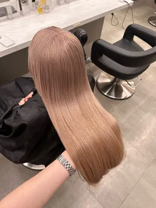 カラー 透明感ベージュ🤎 ナチュラルレイヤーのヘアスタイル