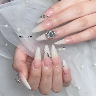 ネイル サイナネイル🎀 長さ出し専門店のネイルデザイン
