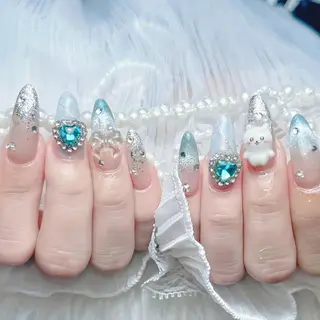 ネイル 美奈🎀 ミナ🎀のネイルデザイン