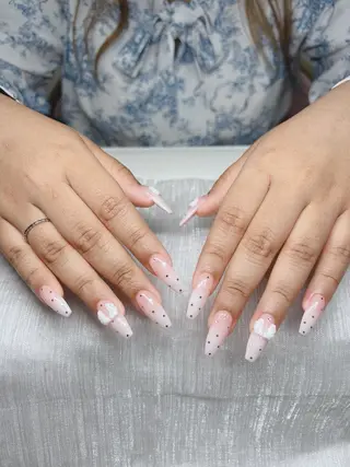 ネイル Lee Nails チップ長さだし専門店のネイルデザイン