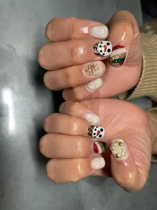 ネイル LAVISH 大和店 🤱子連れ大歓迎のネイルデザイン