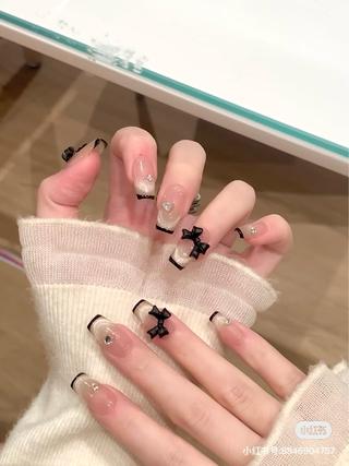 ネイル イブ ネイリのネイルデザイン