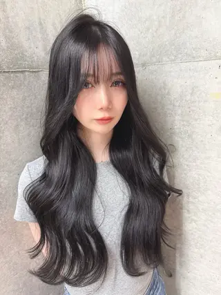 ロング カラー shion 透明感カラーのヘアスタイル