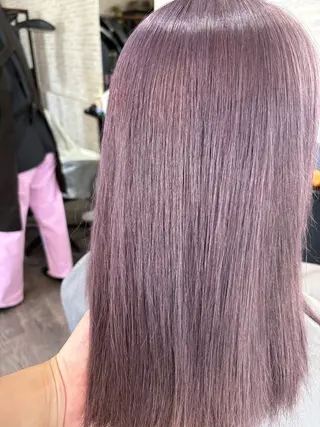 ミディアム Lilly 中谷友里のヘアスタイル