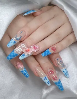 ネイル Lee Nails チップ長さだし専門店のネイルデザイン