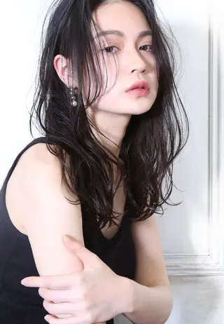 セミロング カラー 津村 優明のヘアスタイル