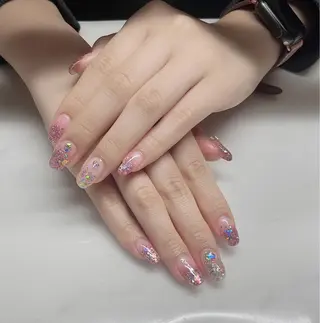 ネイル KARI ネイルサロンのネイルデザイン