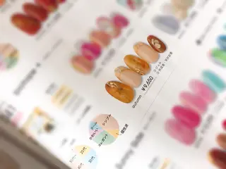 ネイル emunail あやかのネイルデザイン