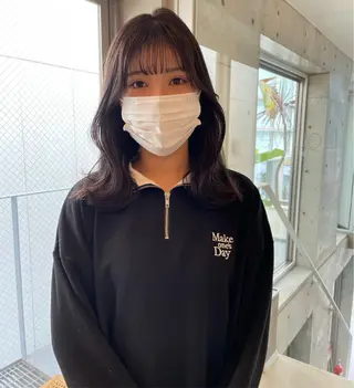 ミディアム カラー レイヤーカット🎀 kanaのヘアスタイル