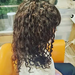 ロング パーマ spa hair ark 富井直美のヘアスタイル