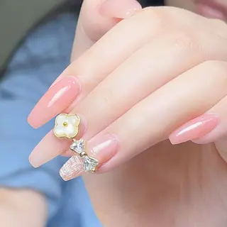 ネイル Queen‘s なんのネイルデザイン