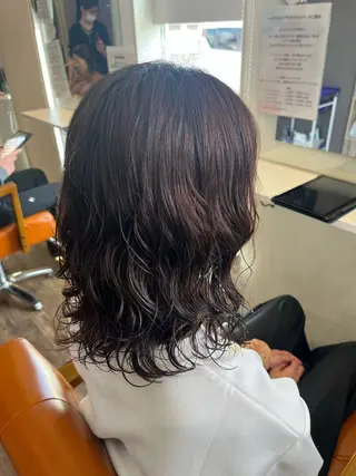 ミディアム 廣川 真梨乃のヘアスタイル