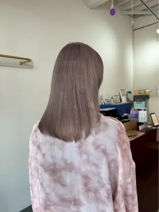 ミディアム カラー LUCK ユナのヘアスタイル