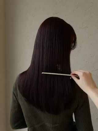 ロング カラー mei .のヘアスタイル