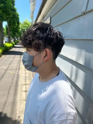 パーマ メンズ 佐藤 悠生 メンズパーマ.カットのヘアスタイル