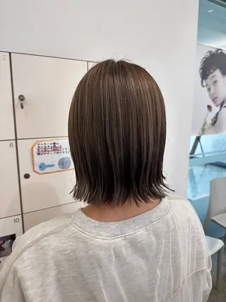 ショート カラー 成海 ありさのヘアスタイル