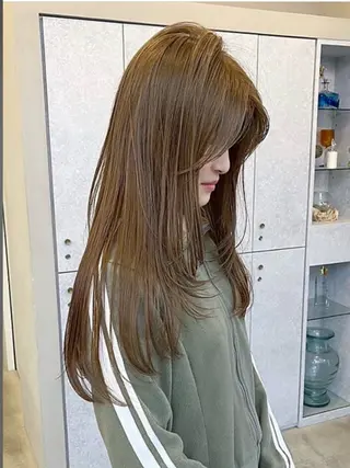 ロング カラー runa｜color 🩰straightのヘアスタイル