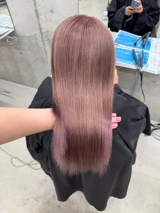 カラー Asami／名古屋／ ハイトーン／デザインのヘアスタイル