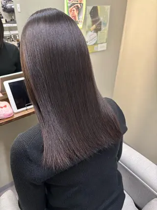 セミロング 🌟美髪カラー🌟 縮毛矯正🌟曽我優海のヘアスタイル