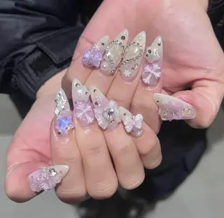 ネイル D-BEAUTY Nailsalonのネイルデザイン