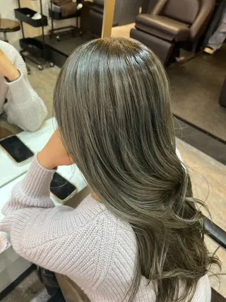 ミディアム カラー ハイライト白髪ぼかし メンズパーマ渋谷のヘアスタイル