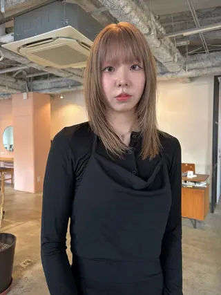 セミロング カラー yu maのヘアスタイル