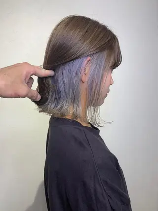 ショート カラー _WHITE 天王寺のヘアスタイル