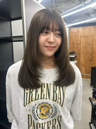 ロング カラー レイヤーカット / yuiのヘアスタイル