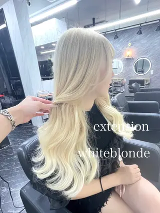 ロング カラー エクステ🩵ブリーチ 韓国ヘア🩵KAEのヘアスタイル