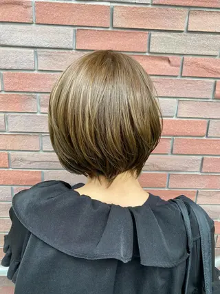 ショート カラー 🦋店長🦋 ほんさわ みずきのヘアスタイル