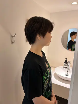 ショート かがやしづ ⭐️ベージュのヘアスタイル