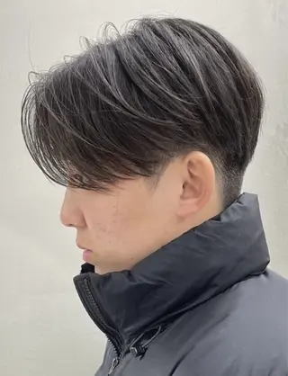 カラー 中谷海里/フェザー パーマ/スパイキーのヘアスタイル