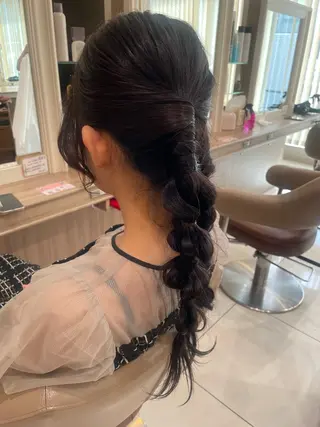 ロング ヘアアレンジ 韓国ヘアメイク🎀/ 縮毛矯正✨山本媛香のヘアスタイル