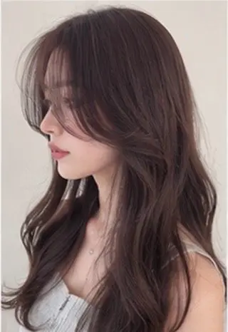 ロング MIO🍎ハイトーン /透明感カラーのヘアスタイル