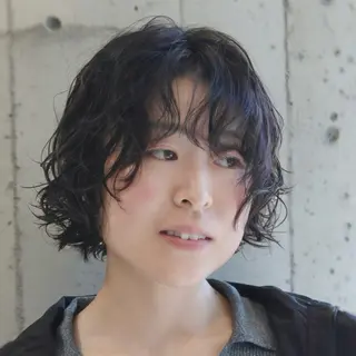 ショート カラー パーマ デジタルパーマ🌀レ イヤー🍃かんたまるのヘアスタイル