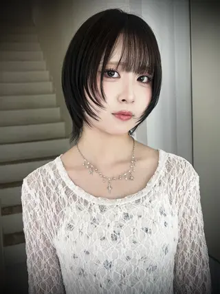 ミディアム ウルフ/レイヤー /aoiのヘアスタイル