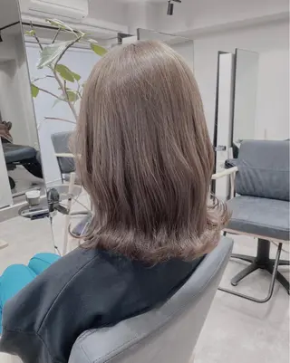 ミディアム カラー 暖色カラー✨代表しげ オグジュアリーのヘアスタイル