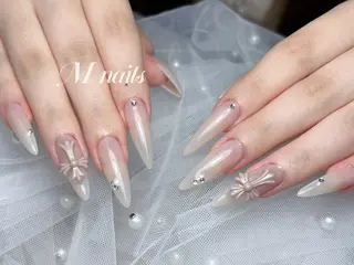 ネイル M 🌷Nail 長さだし専門店のネイルデザイン