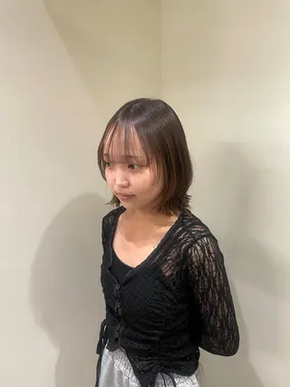 ミディアム カラー JURI /HUIのヘアスタイル