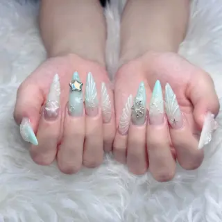 ネイル 🌱Rina☘️ Mikaのネイルデザイン