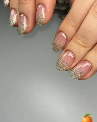 ネイル MIKA 🍊のネイルデザイン