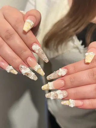 ネイル Luna Gladeのネイルデザイン