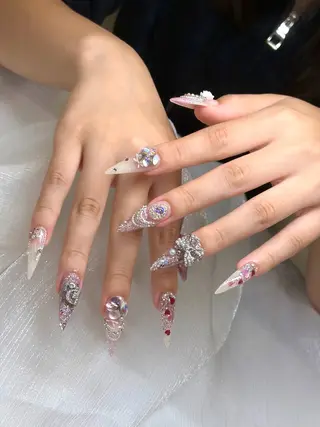 ネイル AOI💅🏾 LUCAS 千葉のネイルデザイン