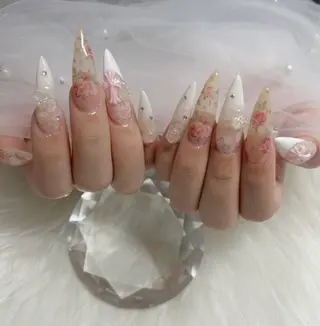 ネイル Luxe nailのネイルデザイン