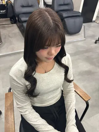 ロング ｶﾉ /暖色カラー/ バタフライレイヤーのヘアスタイル